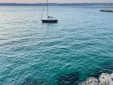 Hire Sailboat Contest with a boat licence