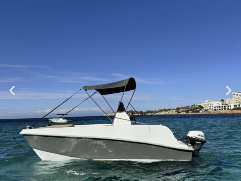 Charter a Adventure VESTA 550 in Sant Antoni de Portmany on Samboat