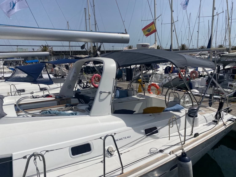 Hire Sailboat with or without skipper Bénéteau Ibiza Town