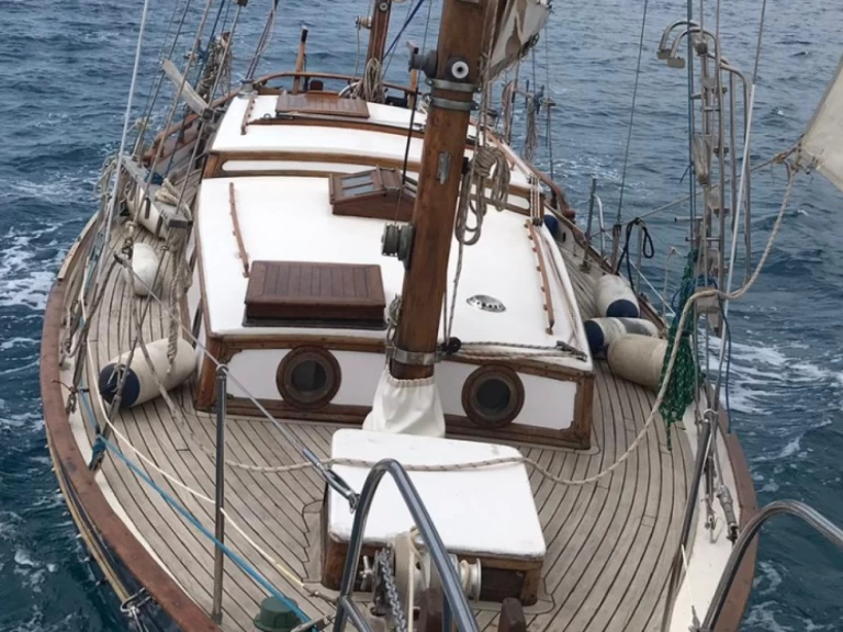 Sailboat hire in Palma de Mallorca - Formosa Quecht 41