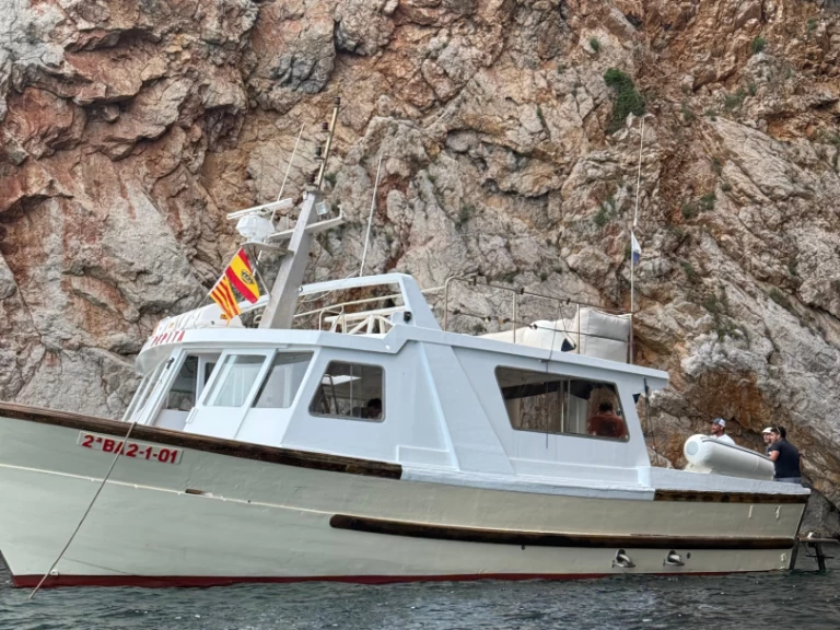 Yacht hire Torroella de Montgrí cheap Custom