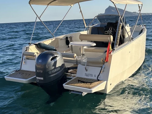 Charter a Nuva Nuva M6 Open in Marina Greenwich on Samboat