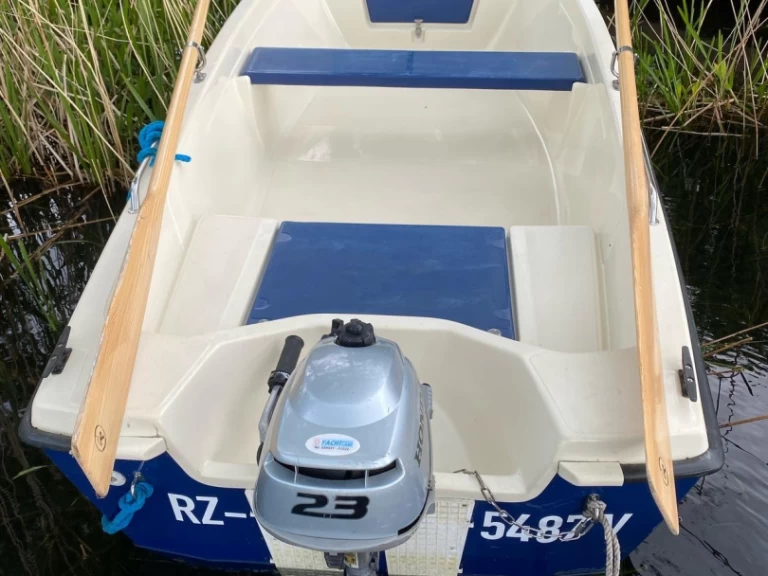 Canal boat to hire Waren (Müritz) at the best price