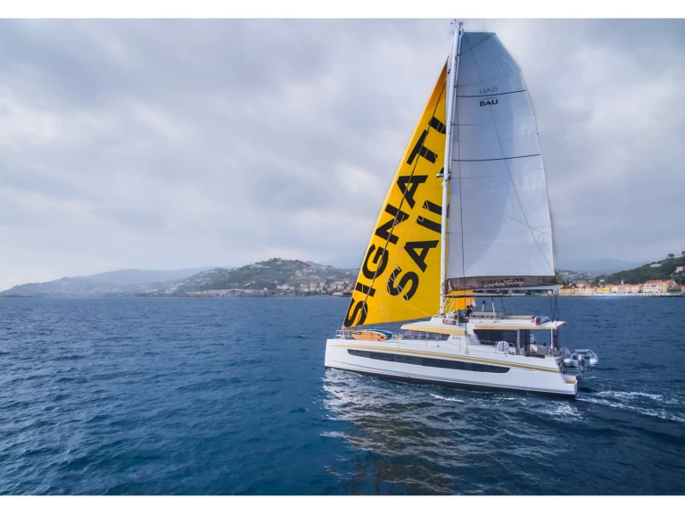 Catamaran to hire Calvi at the best price