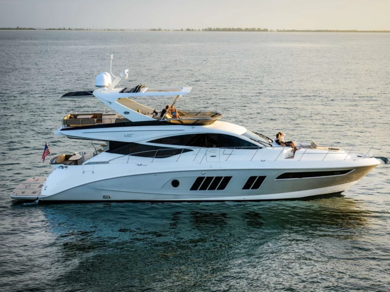 Yacht hire Miami cheap Kraken