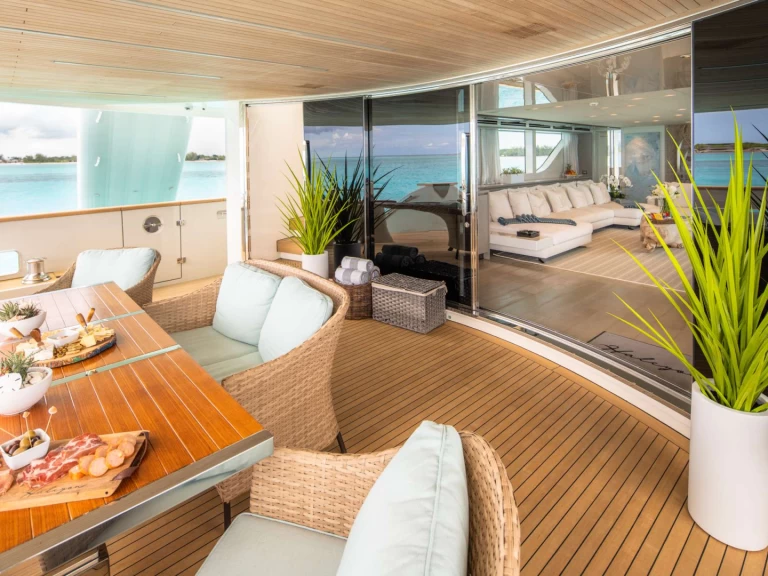 Hire Luxury Yacht with or without skipper San Lorenzo Fort Lauderdale