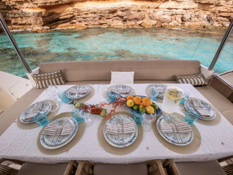 Hire a Astondoa BISCAYNE Ibiza