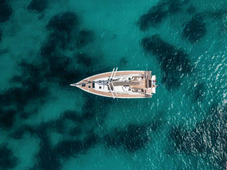 Yacht hire Murter-Kornati cheap Dufour 41 - 3 cab.