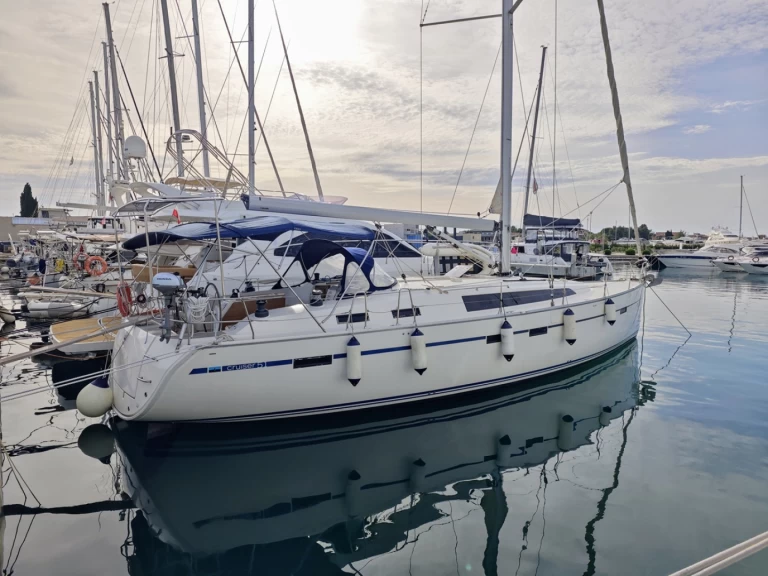 Yacht hire Sukošan cheap Cruiser 51