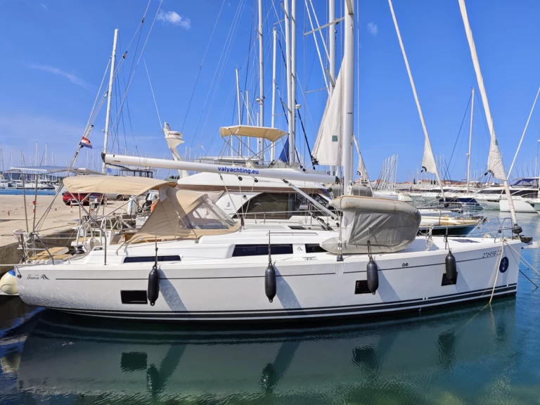 Hire Sailboat Hanse with a boat licence