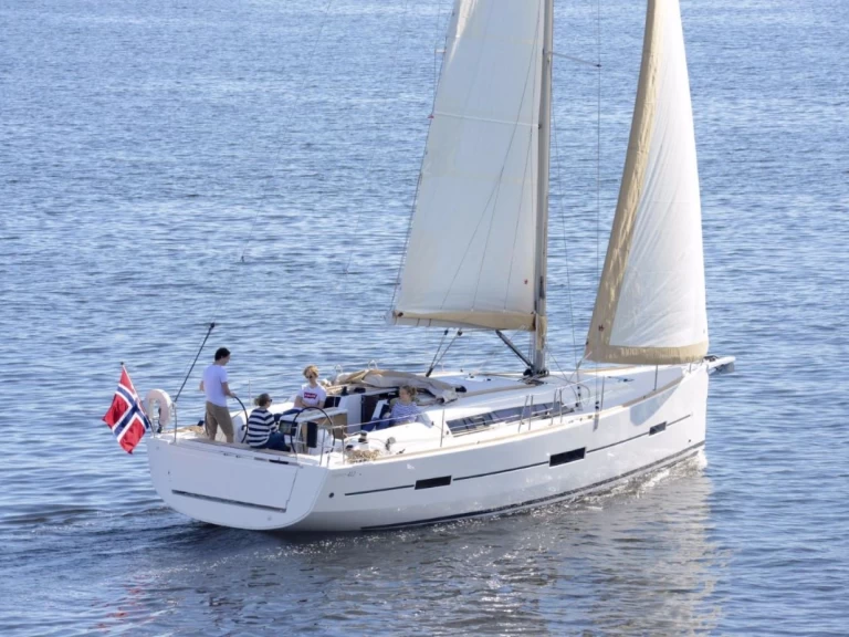 Hire a Dufour Dufour 412 Grand Large Zaton