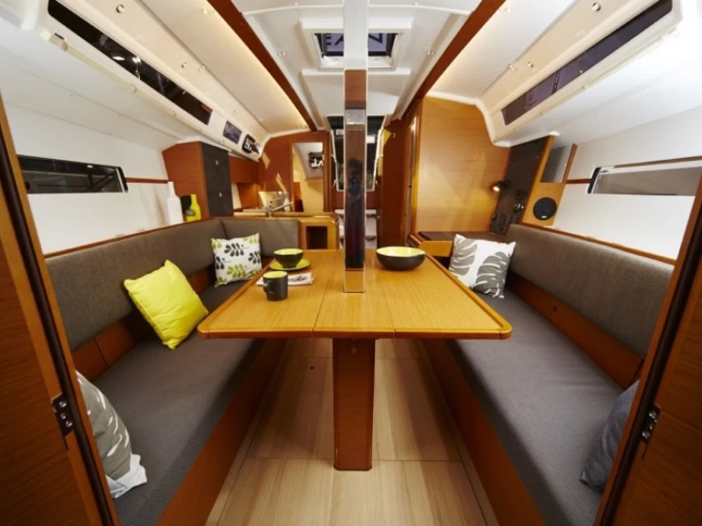 Yacht hire Kos cheap Sun Odyssey 349