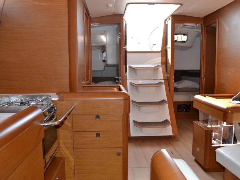 Yacht hire Seget Donji cheap Sun Odyssey 519