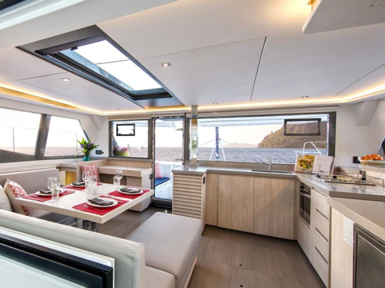 Hire Catamaran with or without skipper Leopard Antigua