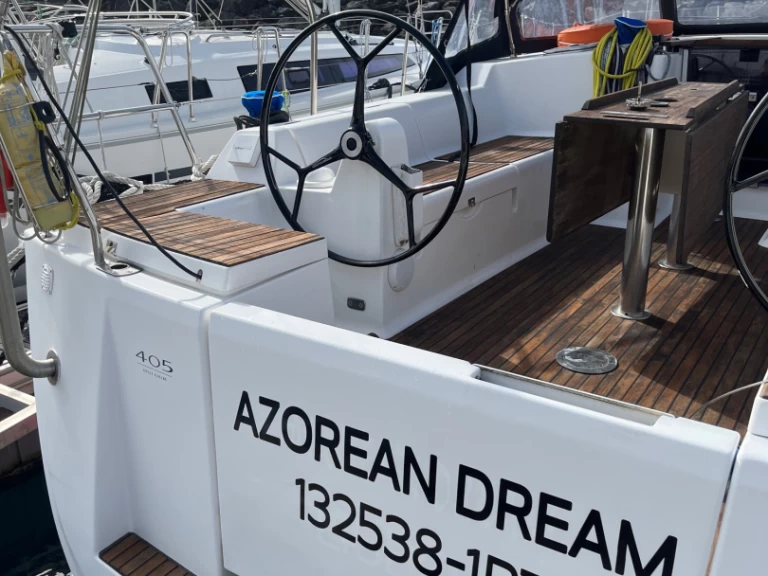 Hire a Dufour Dufour 405 Grand Large Angra do Heroísmo