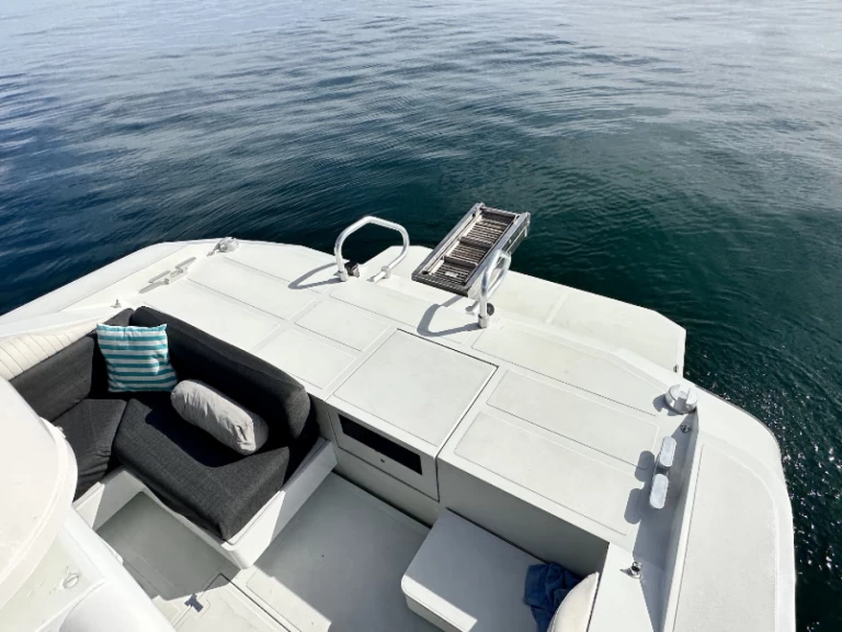 Yacht charter Roses - Pershing Pershing 48 on SamBoat