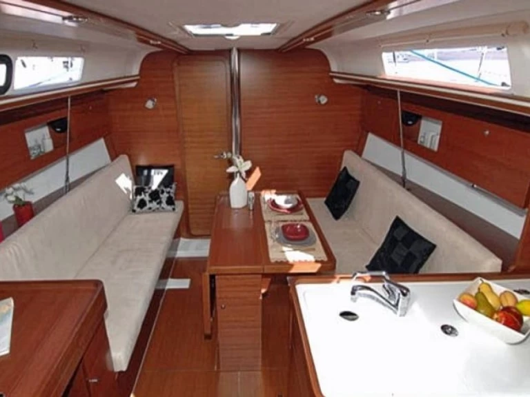 Yacht hire Grossenbrode cheap Dufour 325 Grand Large