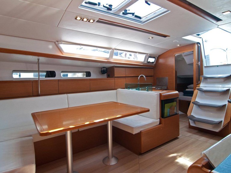 Yacht charter Split - Jeanneau Sun Odyssey 449 on SamBoat