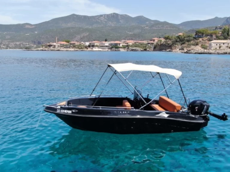 Motorboat to hire Kardamyli at the best price