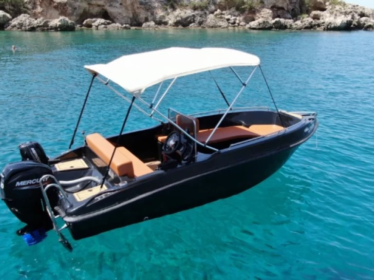 Hire a Nireas 510 Kardamyli