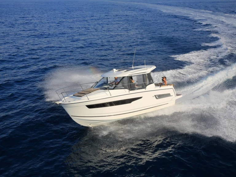 Motorboat to hire Split at the best price