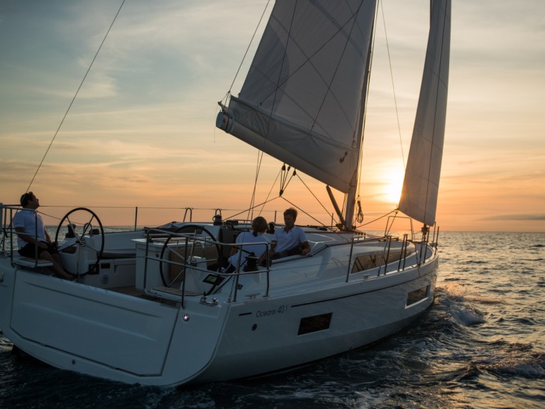 Sailboat to hire Split at the best price