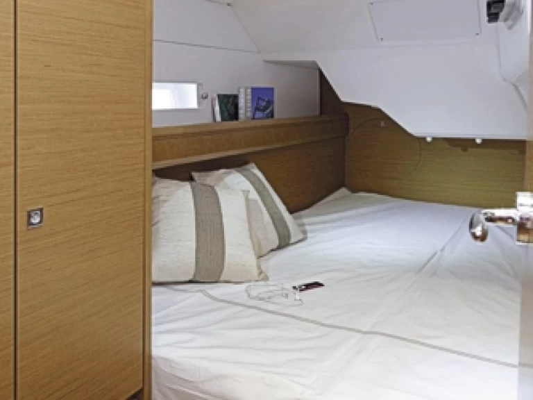 Yacht charter Grossenbrode - Jeanneau Sun Odyssey 389 on SamBoat