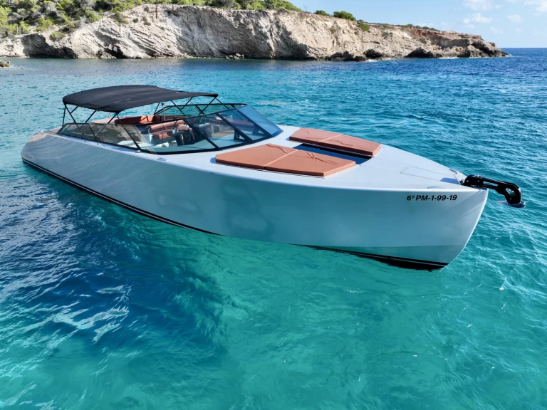 Charter a Waterdream California 65 in Ibiza Town on Samboat