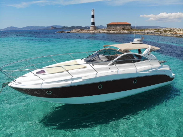 Yacht charter Ibiza Town - Bénéteau Monte Carlo 37 on SamBoat