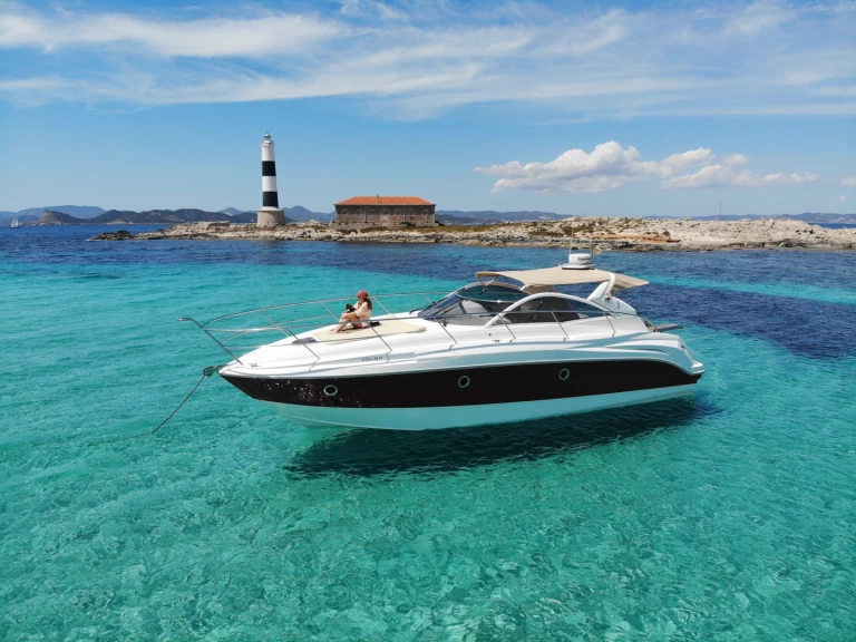 Yacht hire Ibiza Town cheap Monte Carlo 37