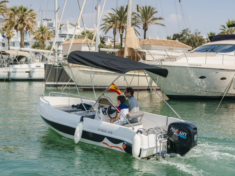 Motorboat to hire Málaga at the best price