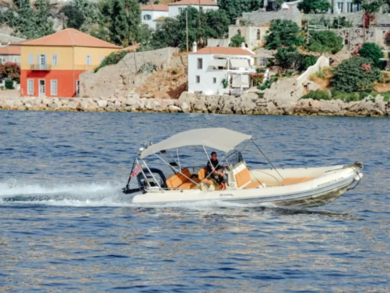 Hire RIB with or without skipper Oceanic Hydra