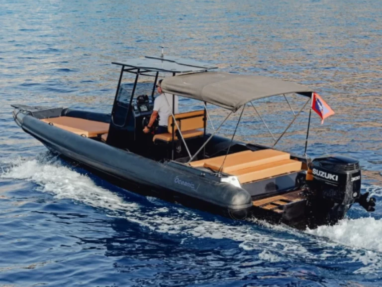Yacht charter Hydra - Oceanic 930 on SamBoat