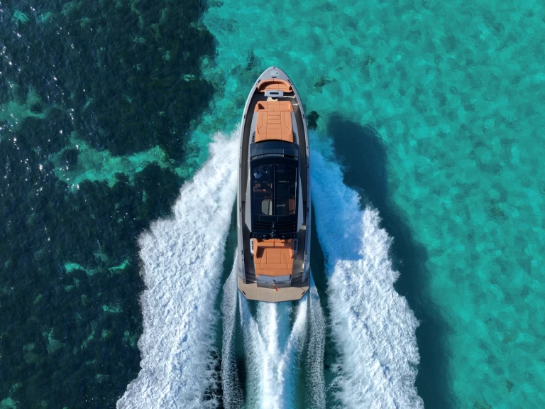 Yacht hire Ibiza Town cheap VQ58 Mi Paraiso