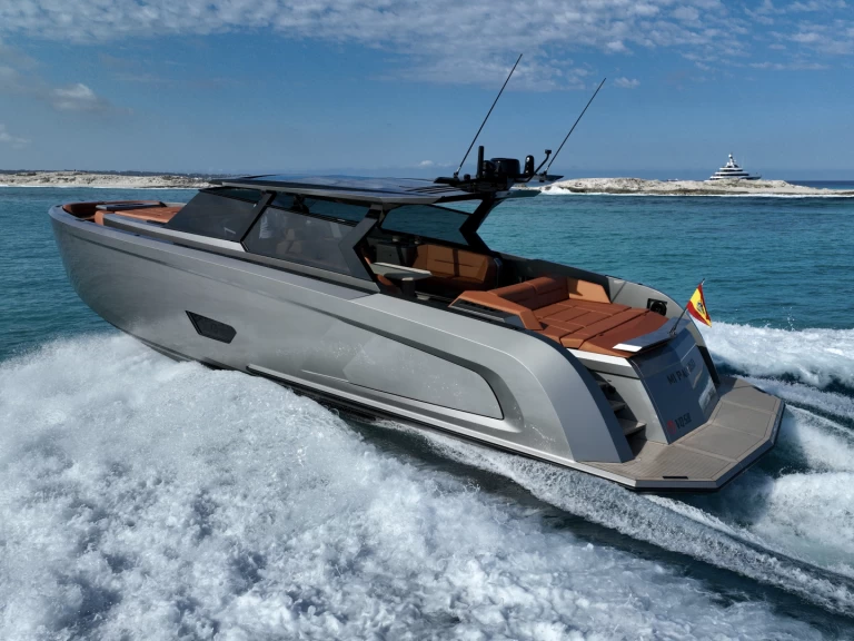 Charter a Vanquish VQ58 Mi Paraiso in Ibiza Town on Samboat