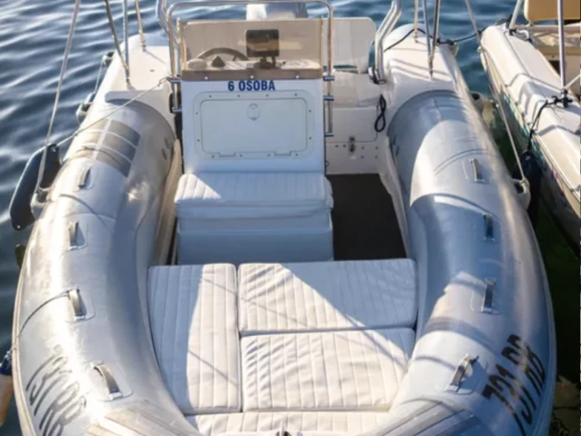 Yacht hire Hyères cheap BSC 53