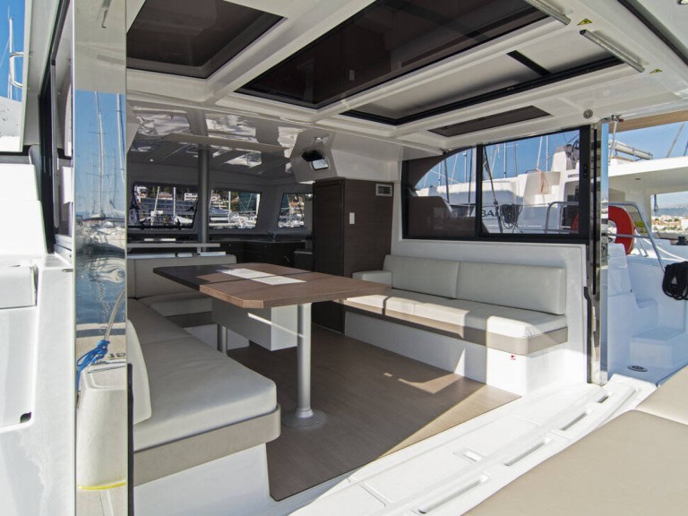 Hire a Bali Bali Catspace Voile Split