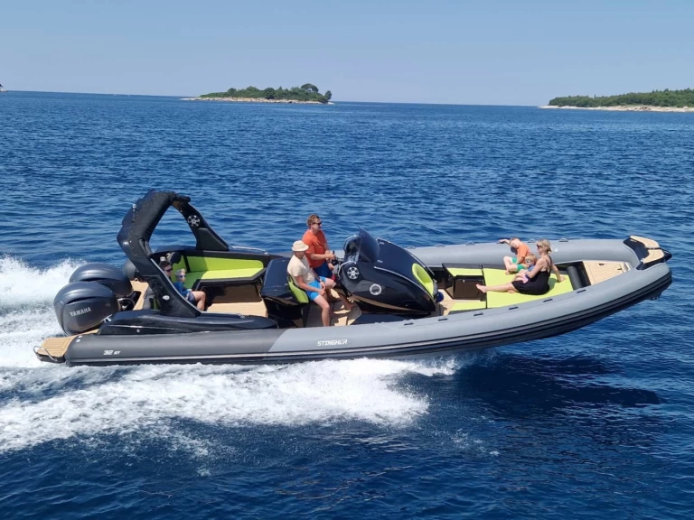 Yacht charter Rovinj - Stingher 32 GT on SamBoat