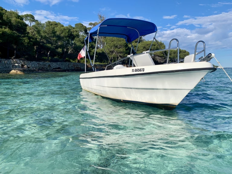 Charter a Aypol Tekne Aypol 450 in Mandelieu-la-Napoule on Samboat