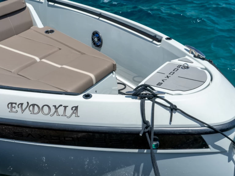 Yacht charter Athens - Saxdor Saxdor 320 GTC on SamBoat
