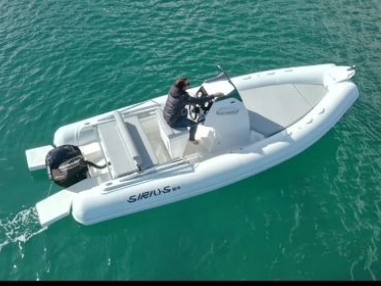 Charter a Astronautica Sirius 6.4 in Palermo on Samboat