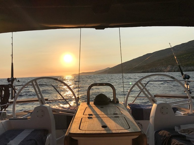 Hire Sailboat with or without skipper Elan Palaio Faliro