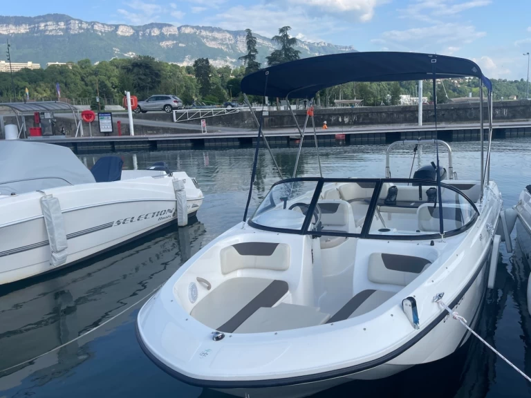 Bayliner Element E7 charter bareboat or skippered in  Aix-les-Bains