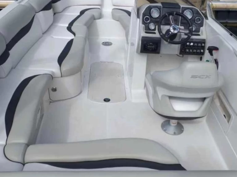 Charter a Starcraft STARCRAFT 171 in Grand Port d'Aix-les-Bains on Samboat