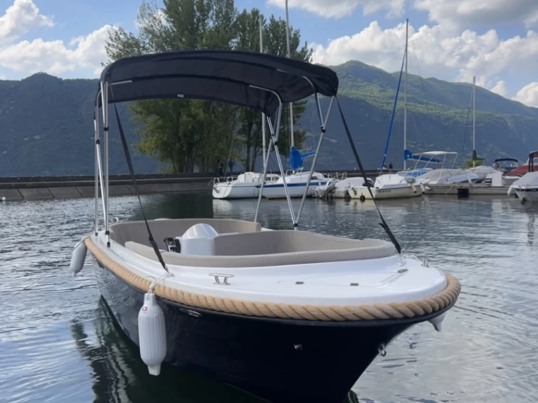 Motorboat to hire Aix-les-Bains at the best price