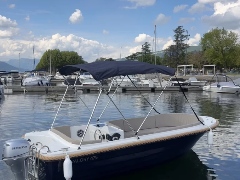 Valory Valory Classic charter bareboat or skippered in  Aix-les-Bains