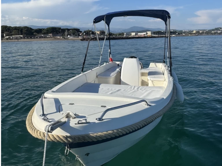 Motorboat hire in Mandelieu-la-Napoule - Selva Professional Line 480