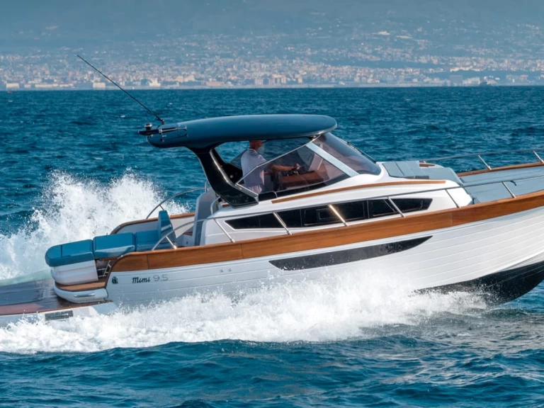Mimi LIBECCIO 9.5 CABIN charter bareboat or skippered in  Sorrento