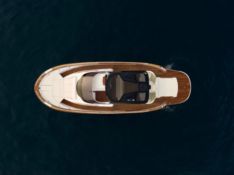 Charter a Mimi LIBECCIO 11 WALKAROUND in Sorrento on Samboat