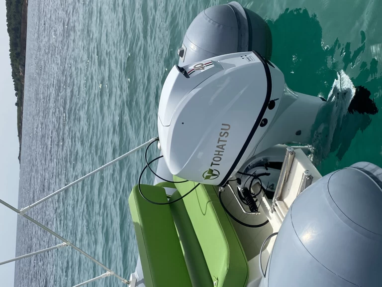 Hire RIB Flyer with a boat licence